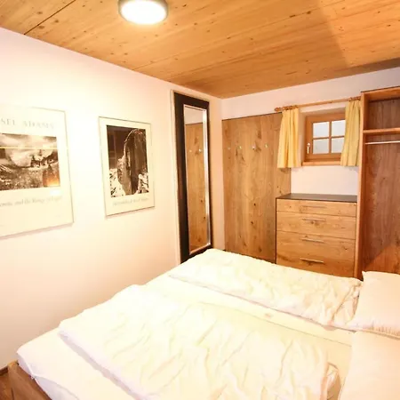 Holiday home Chalet Koenigsleiten 174